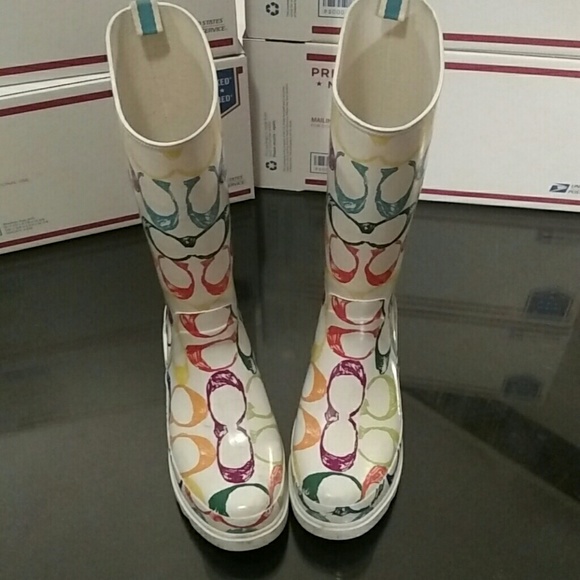 Coach Shoes - COACH RAIN BOOTS WOMANS SIZE10*WATERPROOF*
